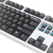 Rosewill RK-9000I Mechanical Keyboard review: Typing loud and proud